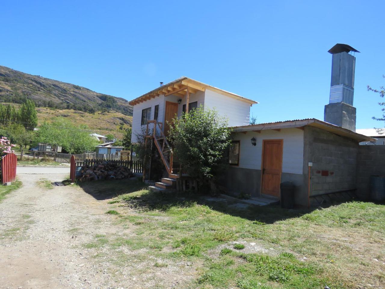 Hostal Y Cabanas Peumayen Puerto Guadal Exterior foto